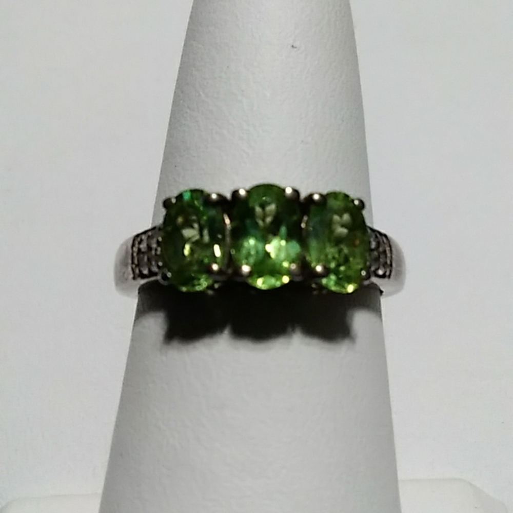 Peridot and Diamond Ring